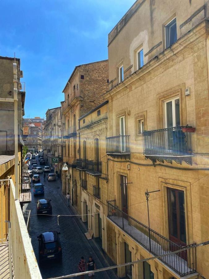 Sicania Rooms Comfort & Relax เอนนา ภายนอก รูปภาพ