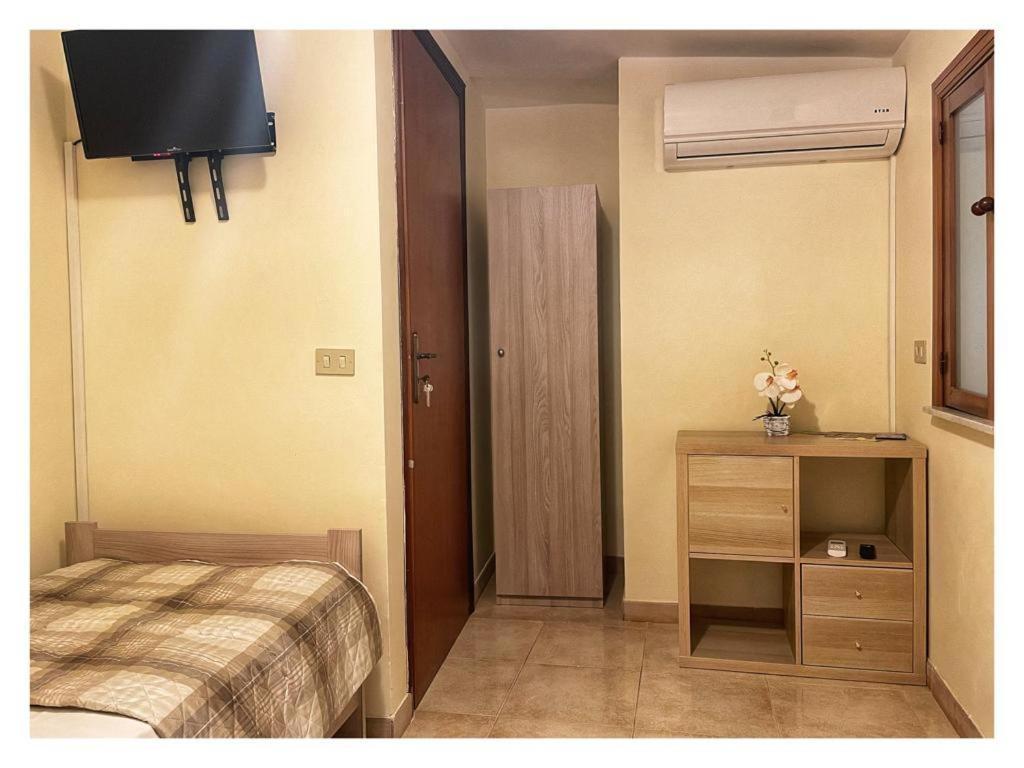 Sicania Rooms Comfort & Relax เอนนา ภายนอก รูปภาพ